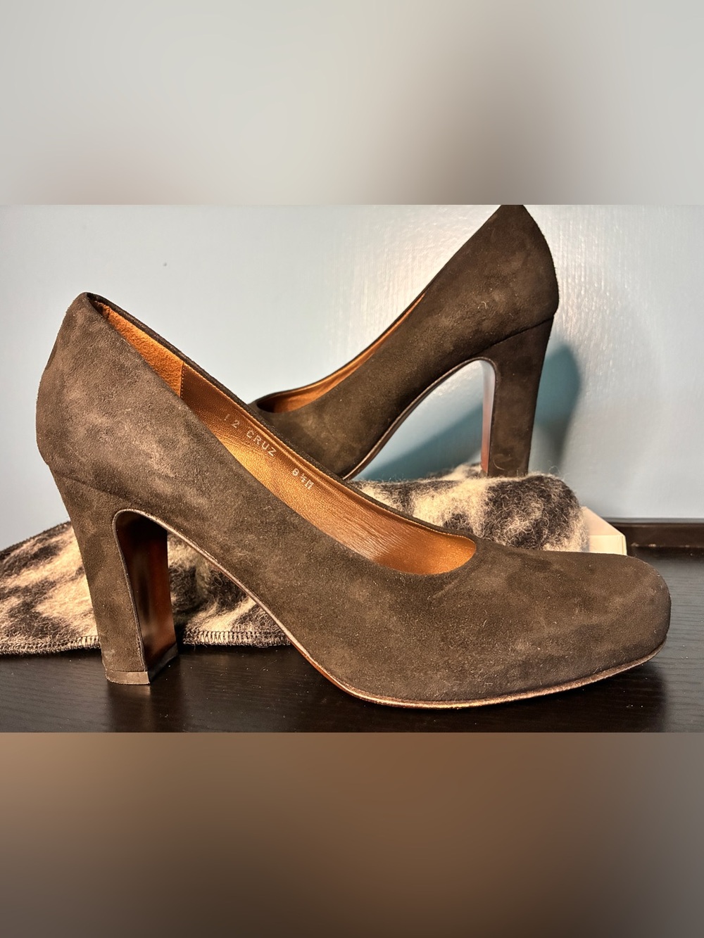 Couture Donald J. Pliner Black Suede Block Heel Pumps (Italy)
